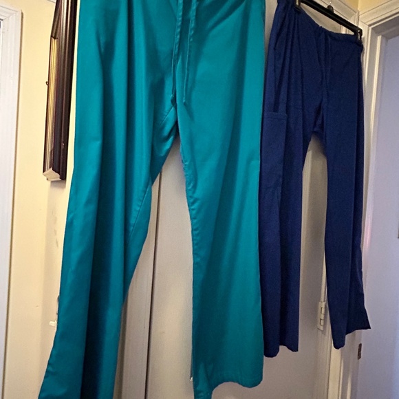 Scrub pants $5 each - Picture 5 of 10